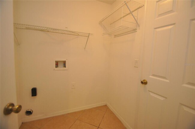 Building Photo - 37 Louisburg Ln