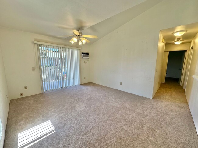 Building Photo - 2 Bedroom / 2 Bathroom with a patio and 2 ...