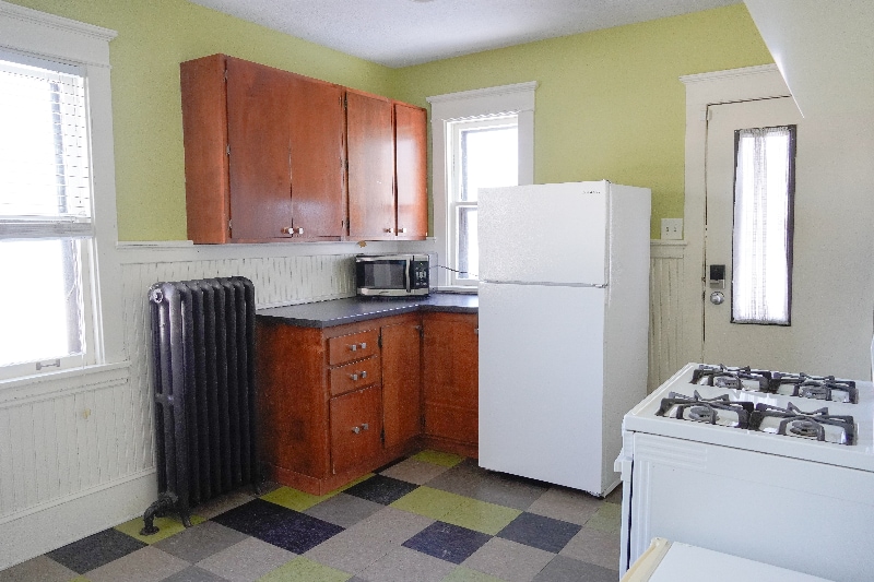 Building Photo - 712 Winslow Ave