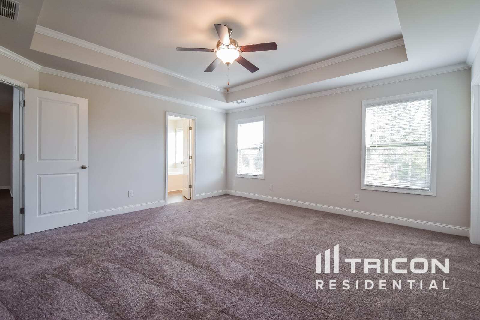 Building Photo - 4203 Bella View Dr