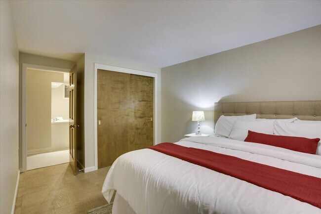 Building Photo - 1908 Pawnee Dr