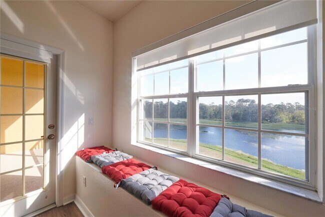 Building Photo - 2745 Oakwater Dr