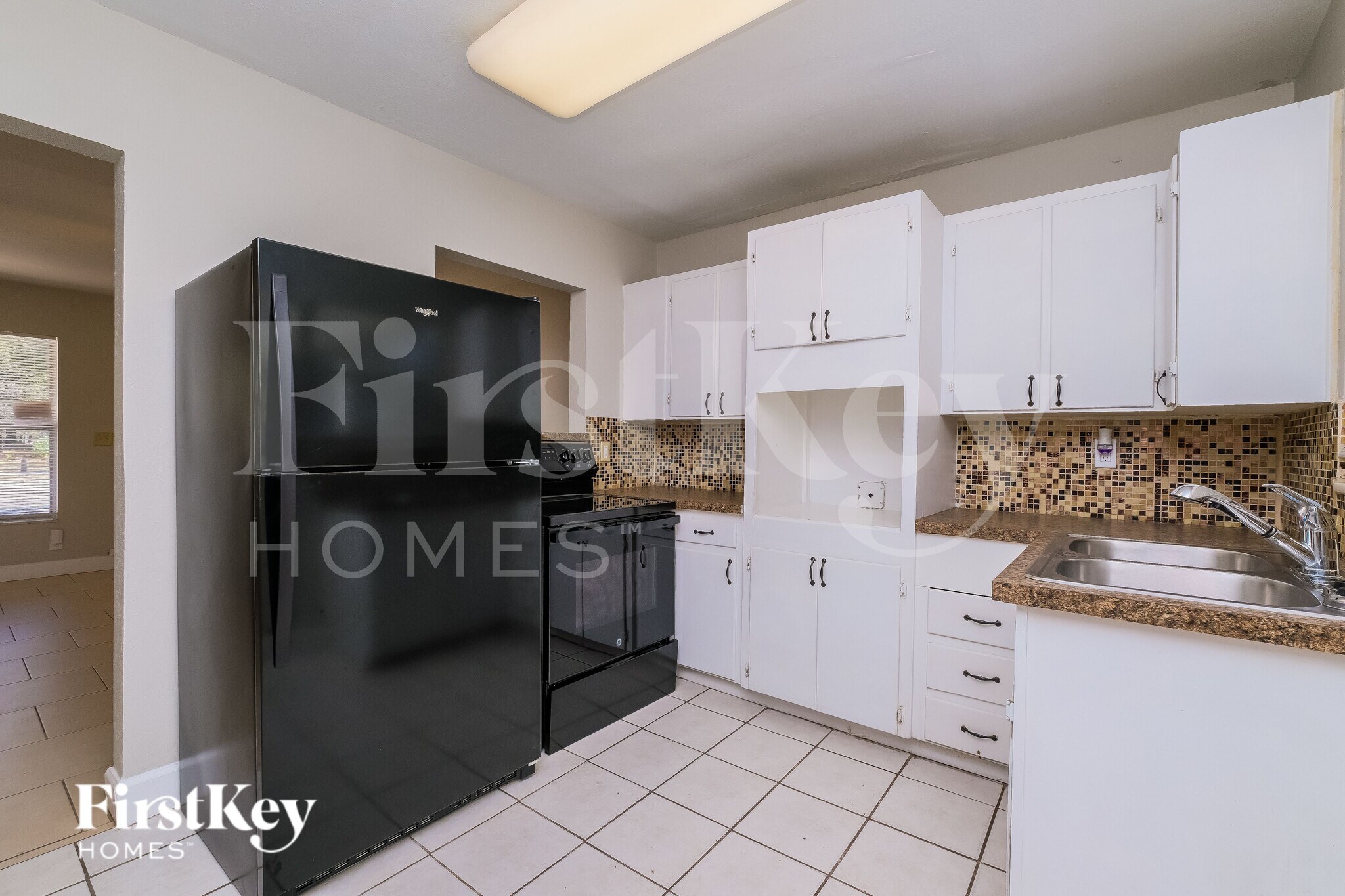 Building Photo - 10910 N 15th St