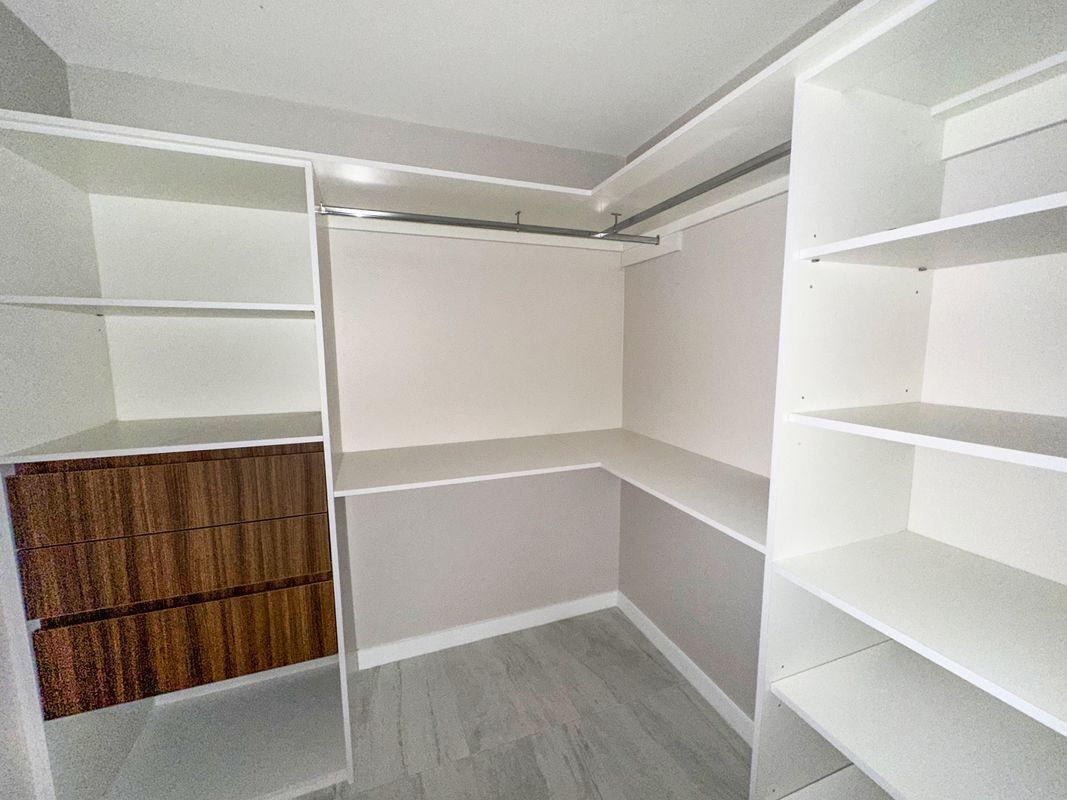 Building Photo - 2229 Corales St