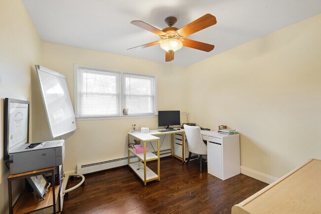 Building Photo - "Discover Comfort and Elegance: Spacious 4-Bed, 3-Bath Home with Hardwood Floors in Randolph, NJ!"