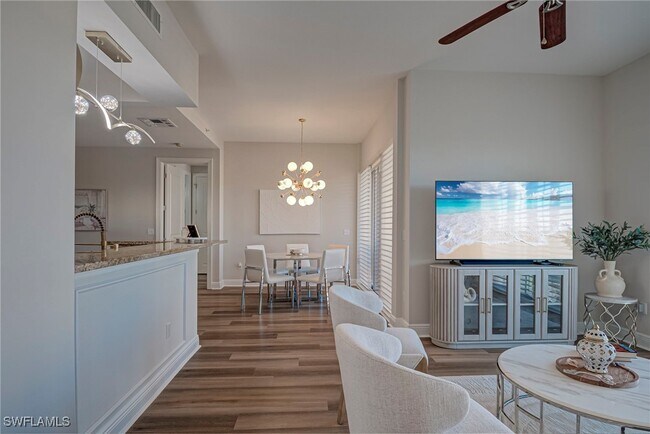 Building Photo - 8010 Via Sardinia St