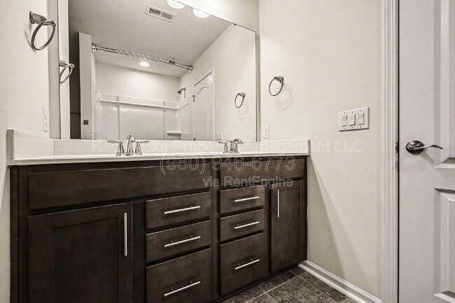 Building Photo - 11140 Crane Creek Dr