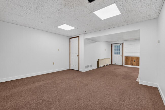 Building Photo - 2337 Laurel Top Cir
