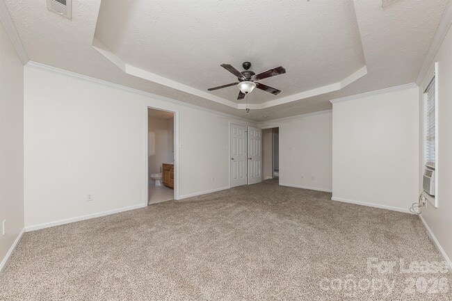 Building Photo - 110 Mendover Dr