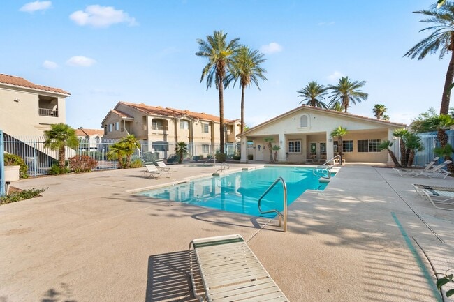 Building Photo - 2nd Floor Condo in a Gated Northeast Commu...
