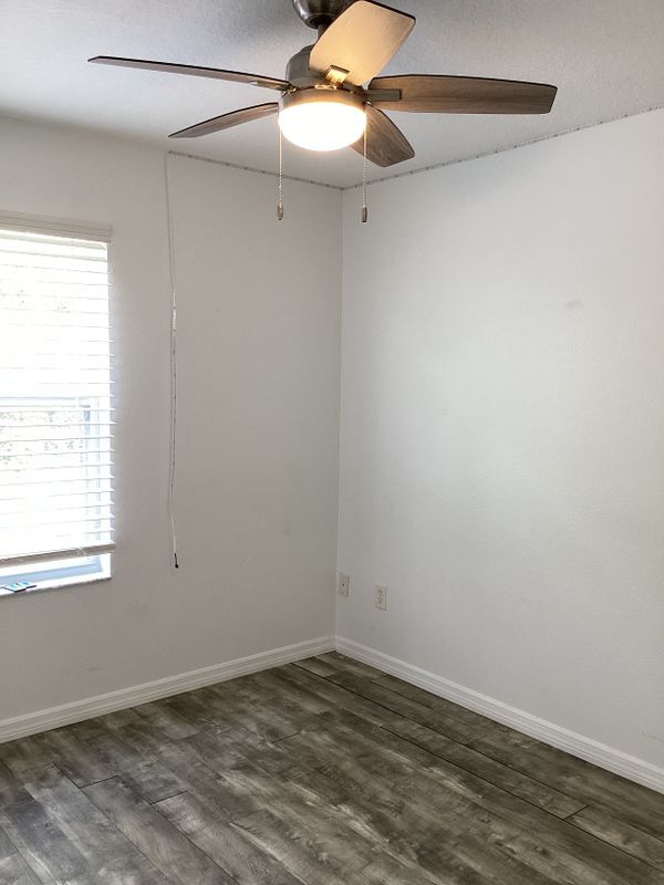 Building Photo - 11932 Deer Path Way