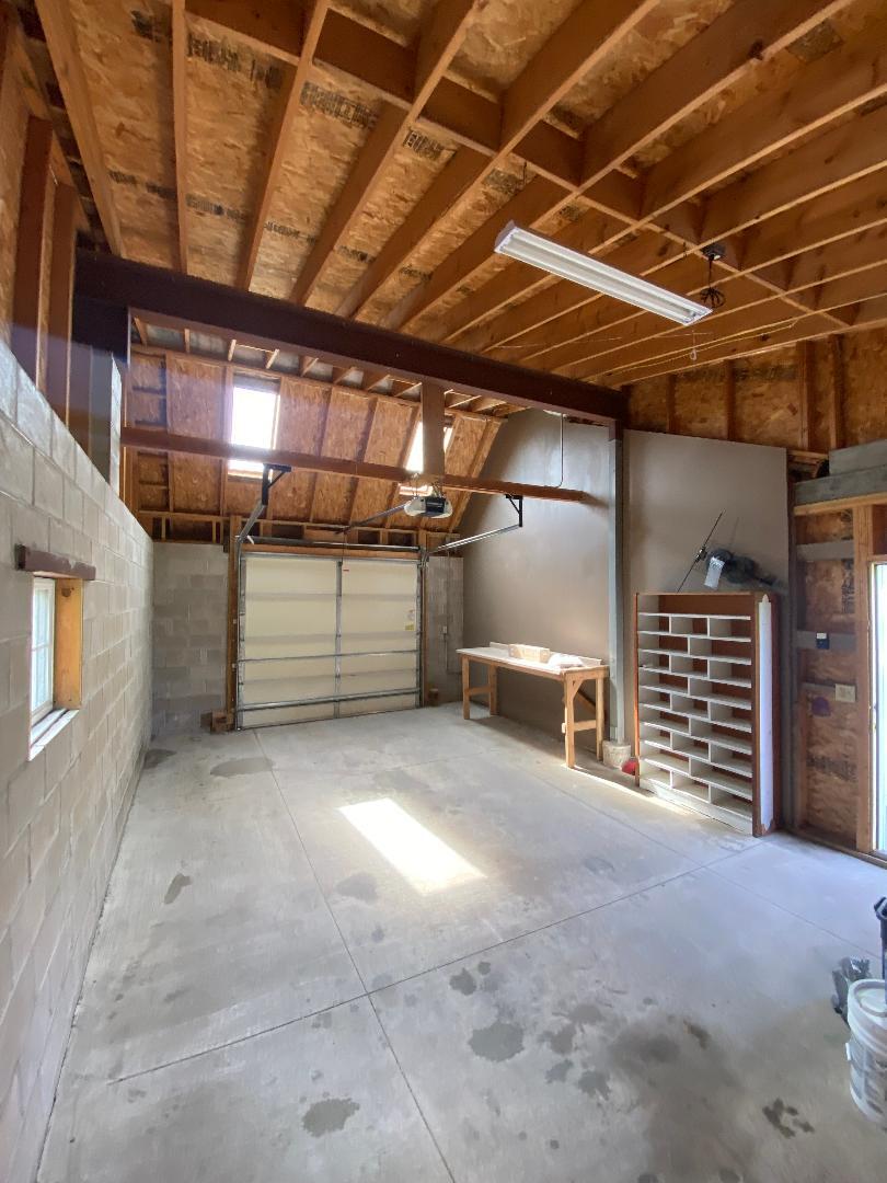 Building Photo - 418 Manitowoc St