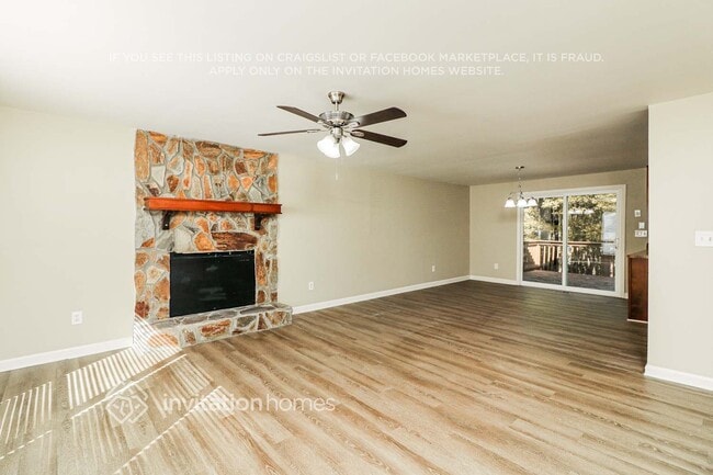 Building Photo - 6118 Pine Dale Ln