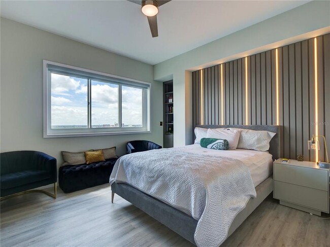 Building Photo - 100 S Eola Dr