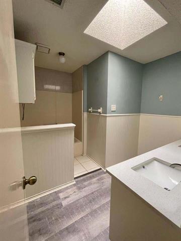 Building Photo - 1609 Kennedy Dr