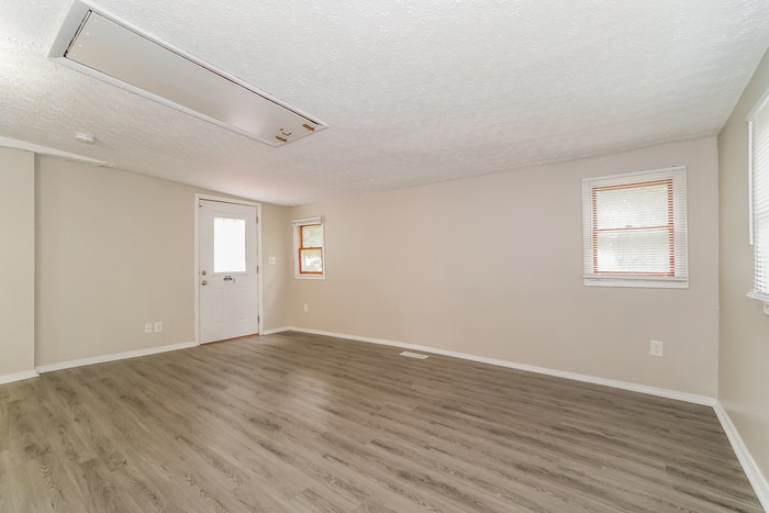 Building Photo - 1714 Rivermont Rd