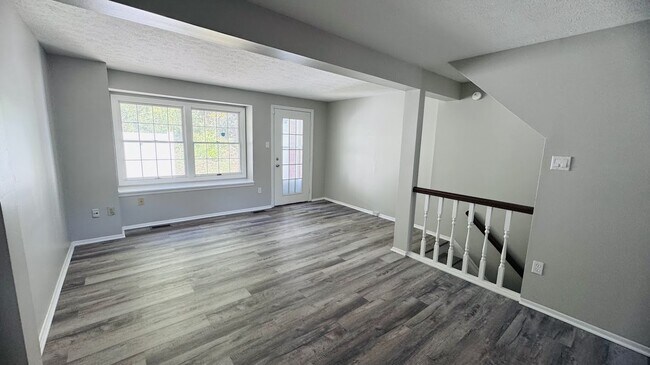 Building Photo - 501 Timberidge Dr