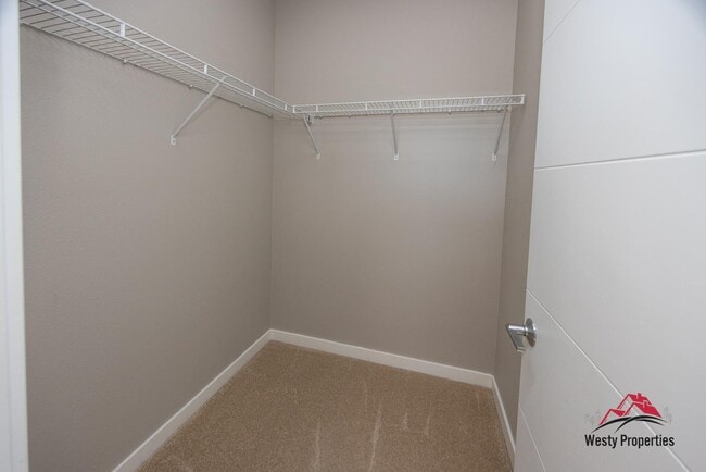 Building Photo - 110 N Blandena St