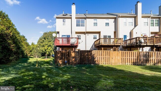 Building Photo - 45416 Baggett Terrace