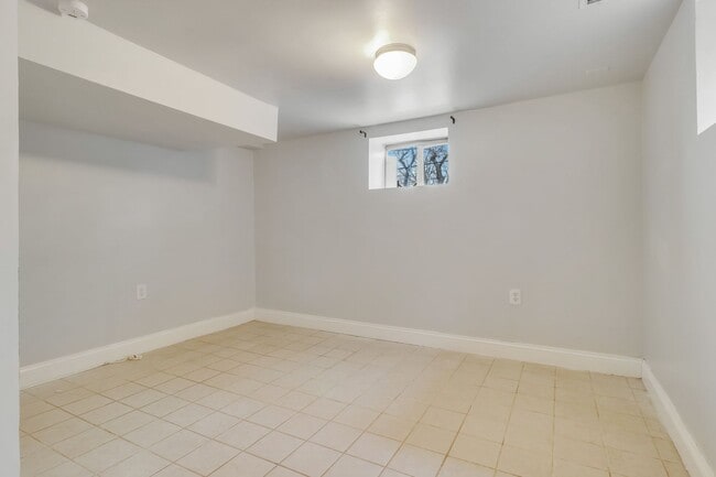 Building Photo - Brookland Corner Lot