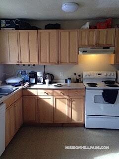 Building Photo - 1440 Tremont St