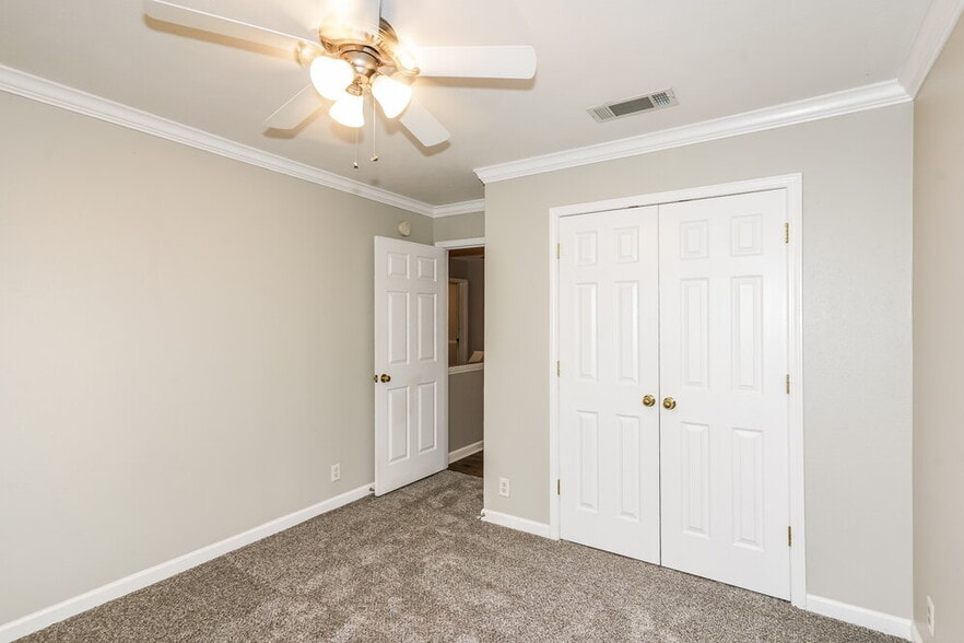 Building Photo - 1825 Rory Cove