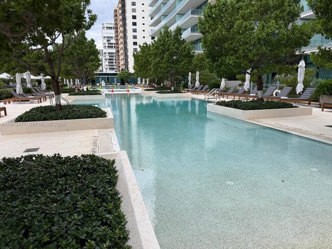 Building Photo - 10203 Collins Ave