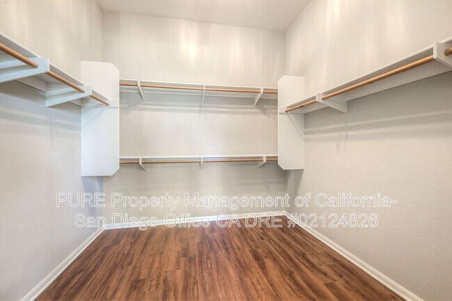 Building Photo - 1428 Heatherwood Ave