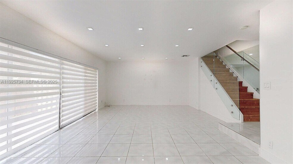 Building Photo - 8212 NW 8th Pl