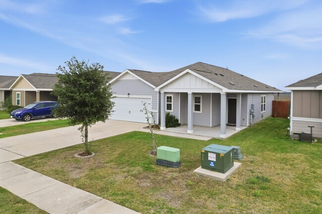 Building Photo - 211 Shiro Dr