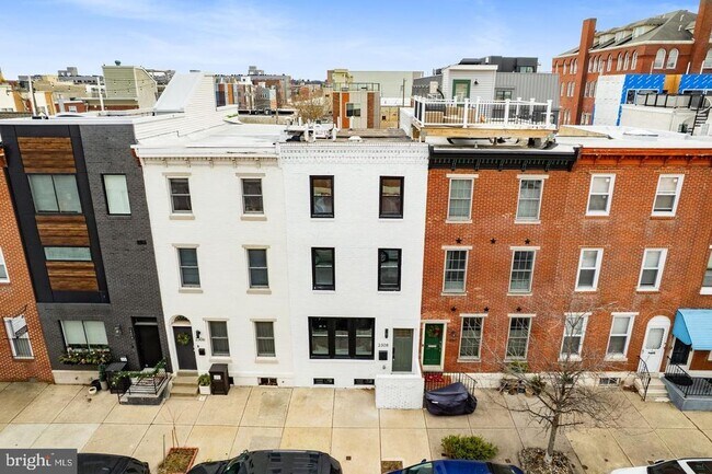 Building Photo - 2308 Christian St