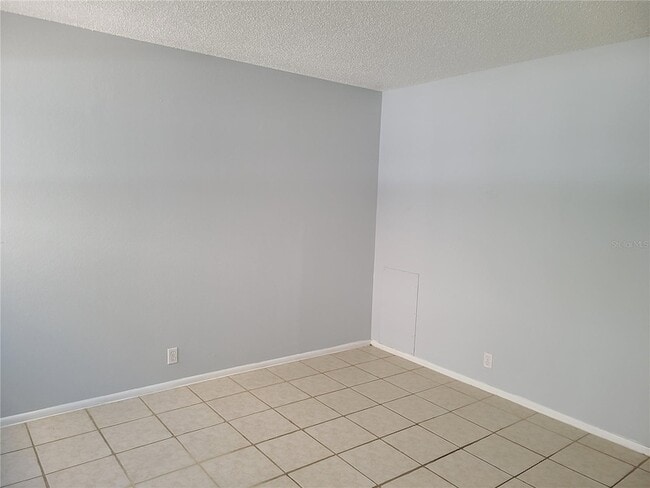Building Photo - 2763 Woodgate Ln