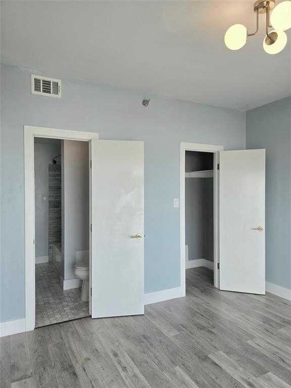 Building Photo - 7700 Seawall Blvd