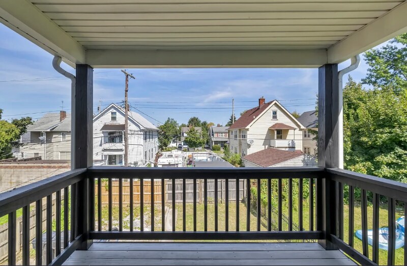 Building Photo - 11125 Melba Ave