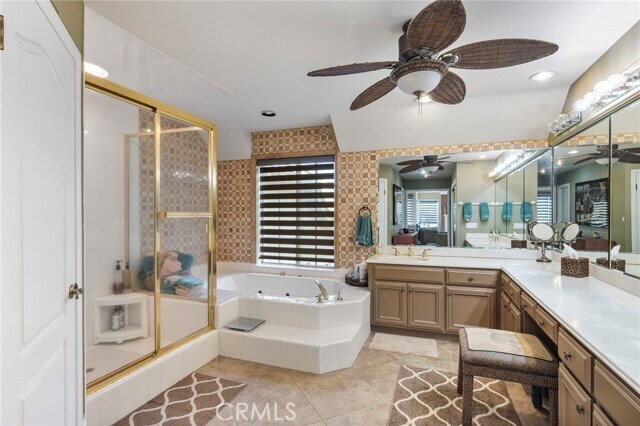 Building Photo - 6216 Greenbrier Dr