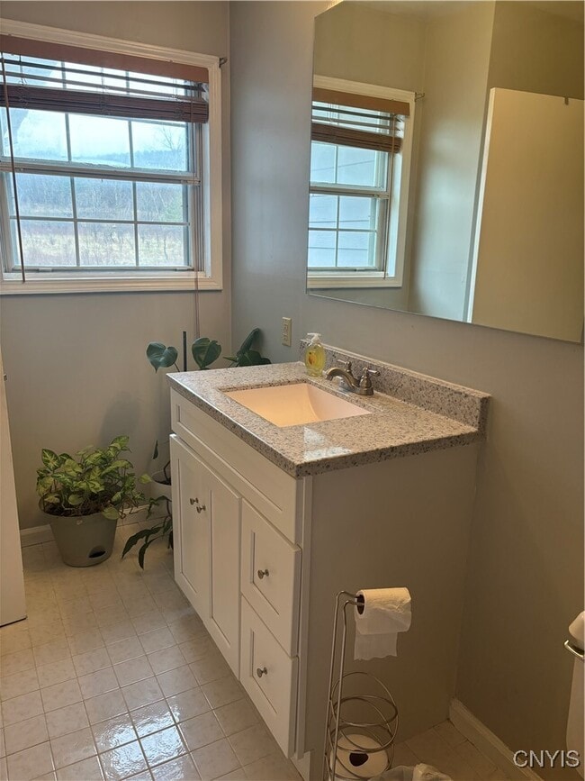 Building Photo - 214 Wildwood