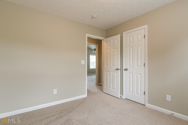 Building Photo - 4745 Turning Leaf Dr