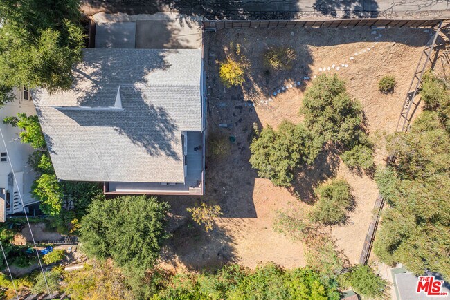 Building Photo - 29127 Triunfo Dr