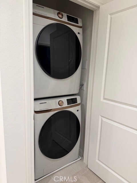 Building Photo - 2420 E Lincoln Ave