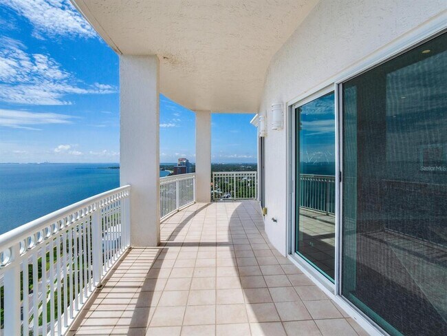 Building Photo - 3507 Bayshore Blvd