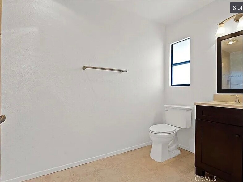 Building Photo - 3937 W 182nd St