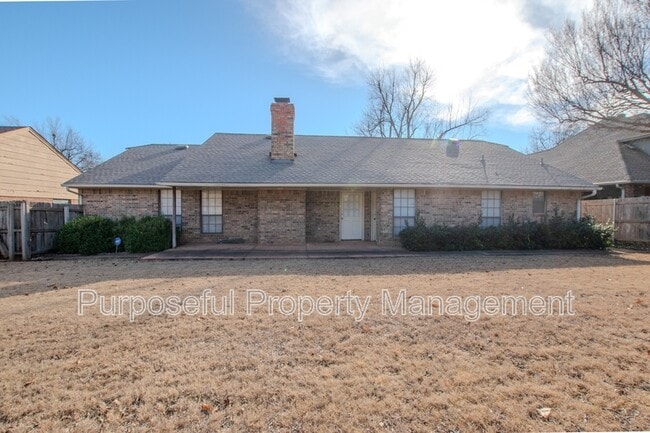 Building Photo - 1401 Harding Ave