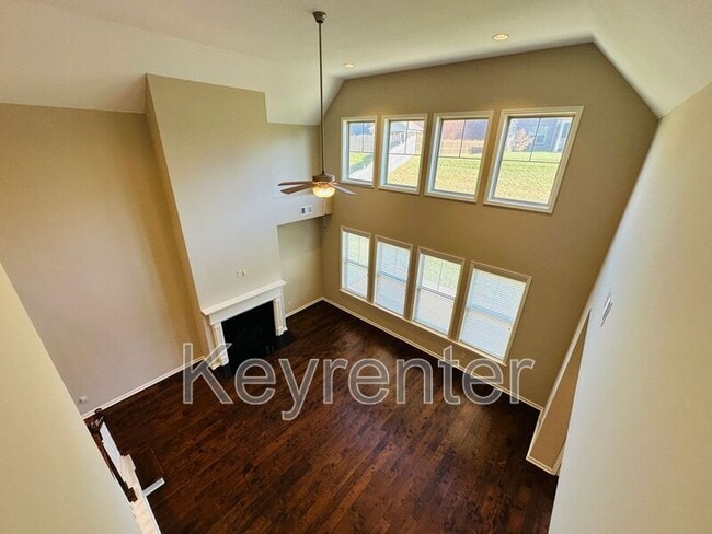 Building Photo - 12183 Inglecrest Ln