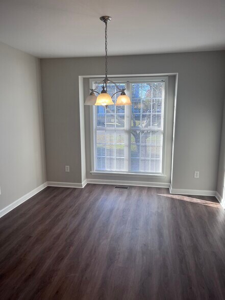 Building Photo - 417 Flagg Rd