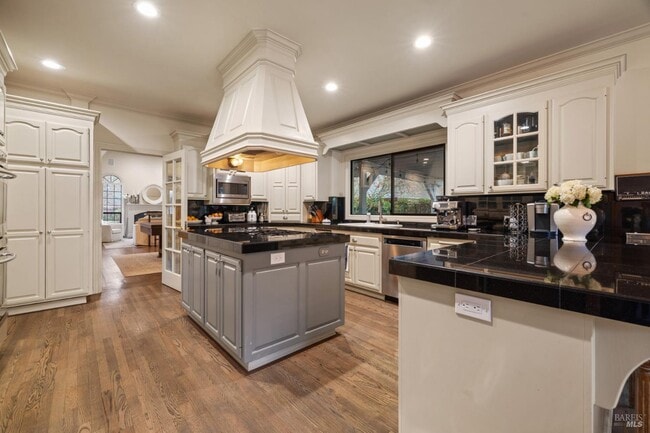 Building Photo - 470 Eastin Dr