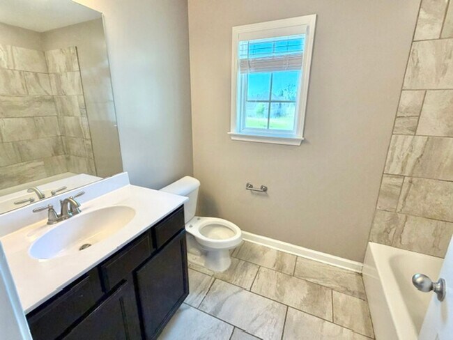 Building Photo - 8636 Birnham Cove