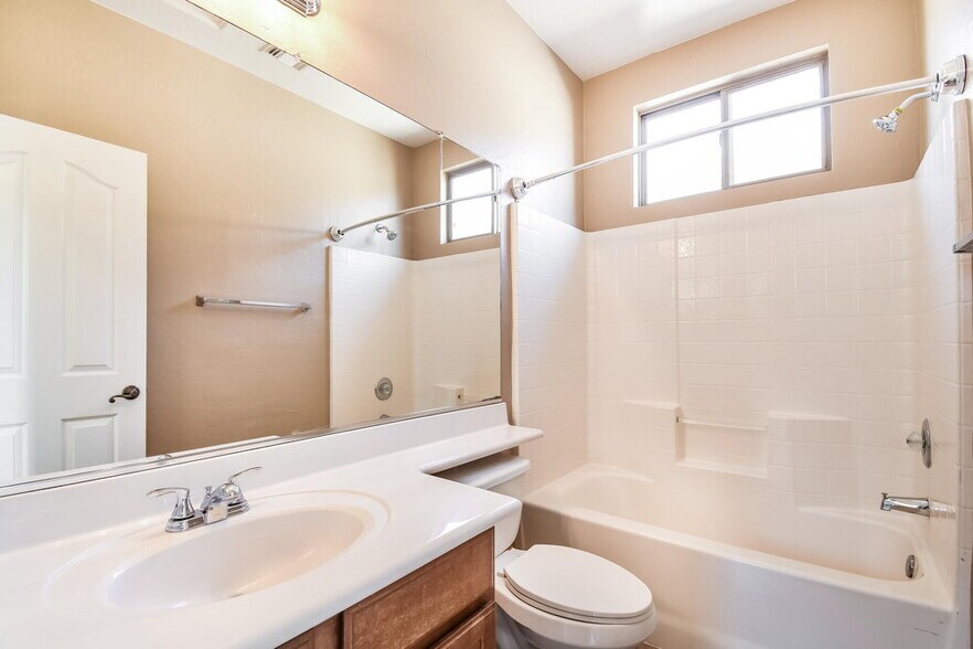 Building Photo - 3691 E Stampede Dr