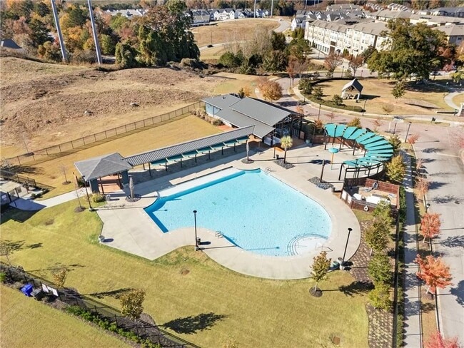 Building Photo - 1961 James Red Moore Blvd