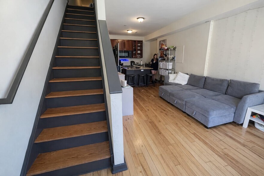 Building Photo - 1829 N Bouvier St