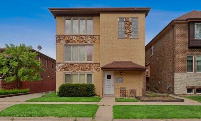 Primary Photo - 2722 N 74th Ave